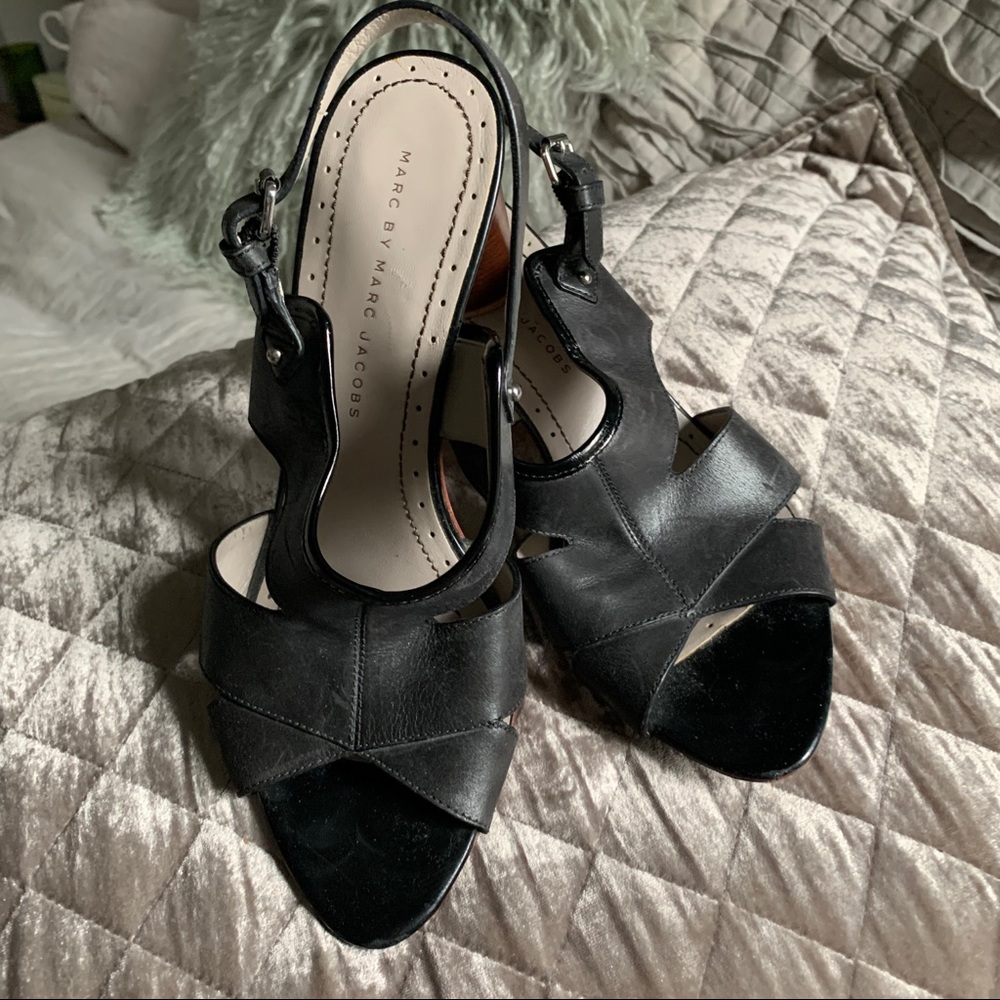 EUC mark by mark jacobs vintage sandals size 38 1/2 uk 8 US